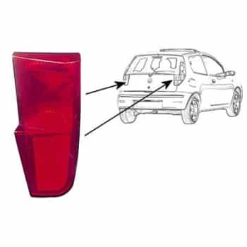 Reflector izquierdo en el capó trasero de 3 puertas