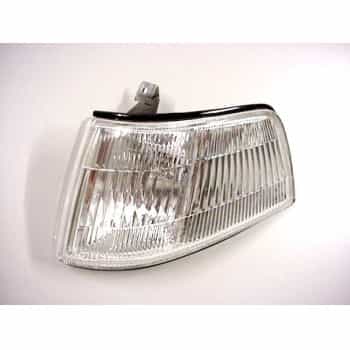 Luz de ciudad a la izquierda 90+ al lado del faro